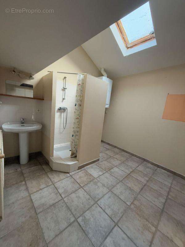 Maison à SAINT-EGREVE