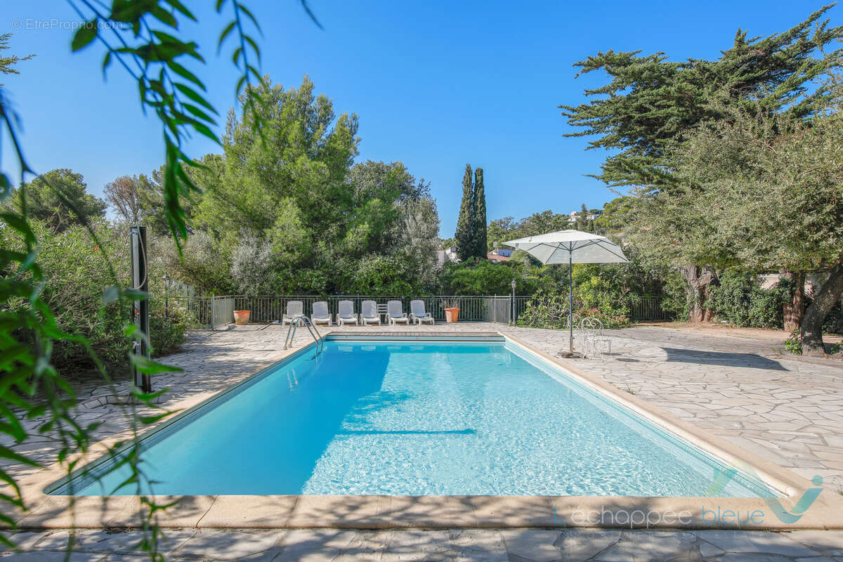Maison à HYERES