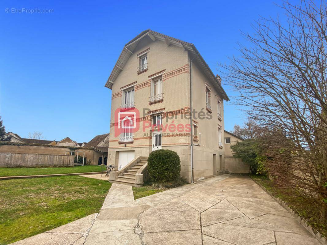 Maison à SENS