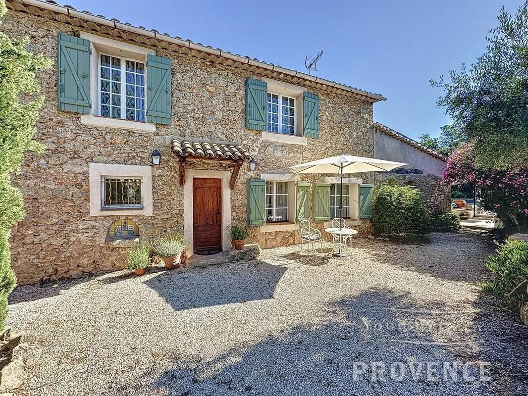 Exceptionnelle Bastide en pierres proche de Lorgues - photo 9