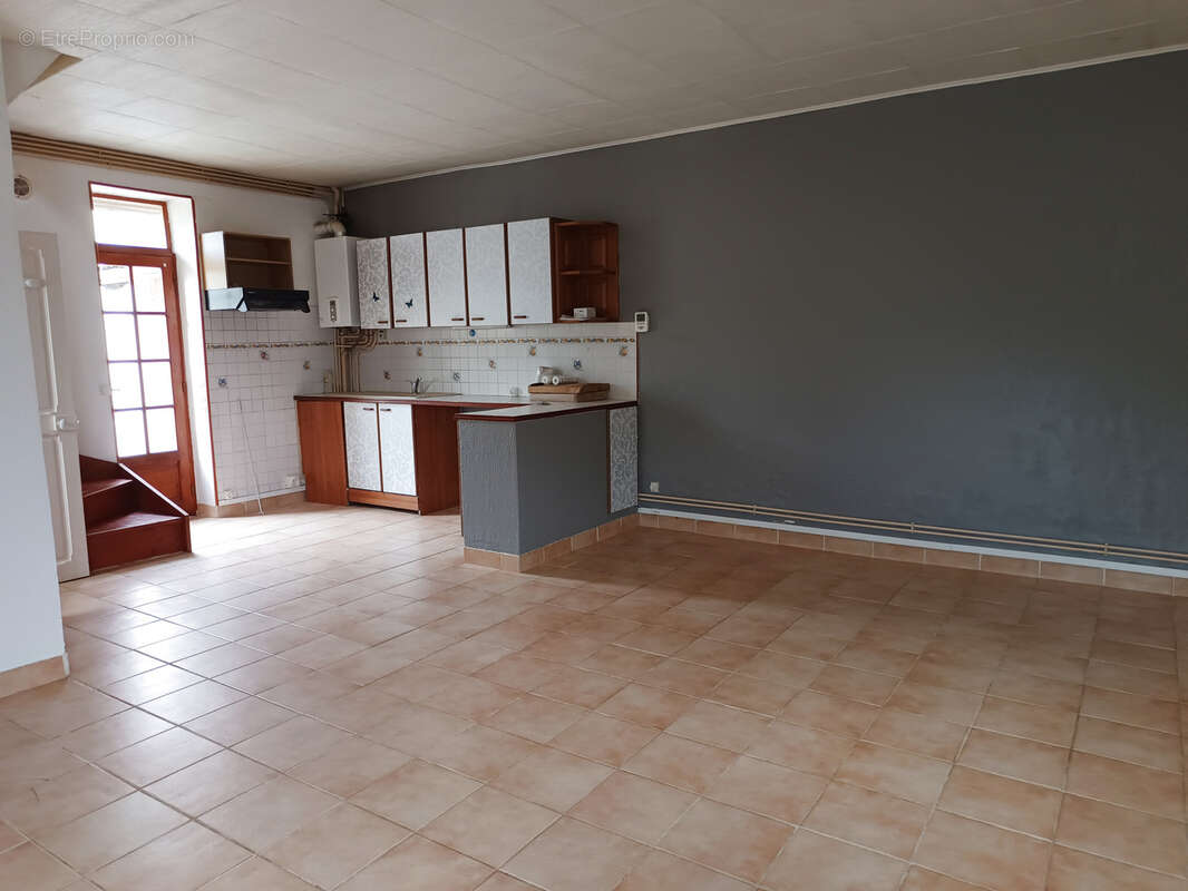 Maison à MEHUN-SUR-YEVRE