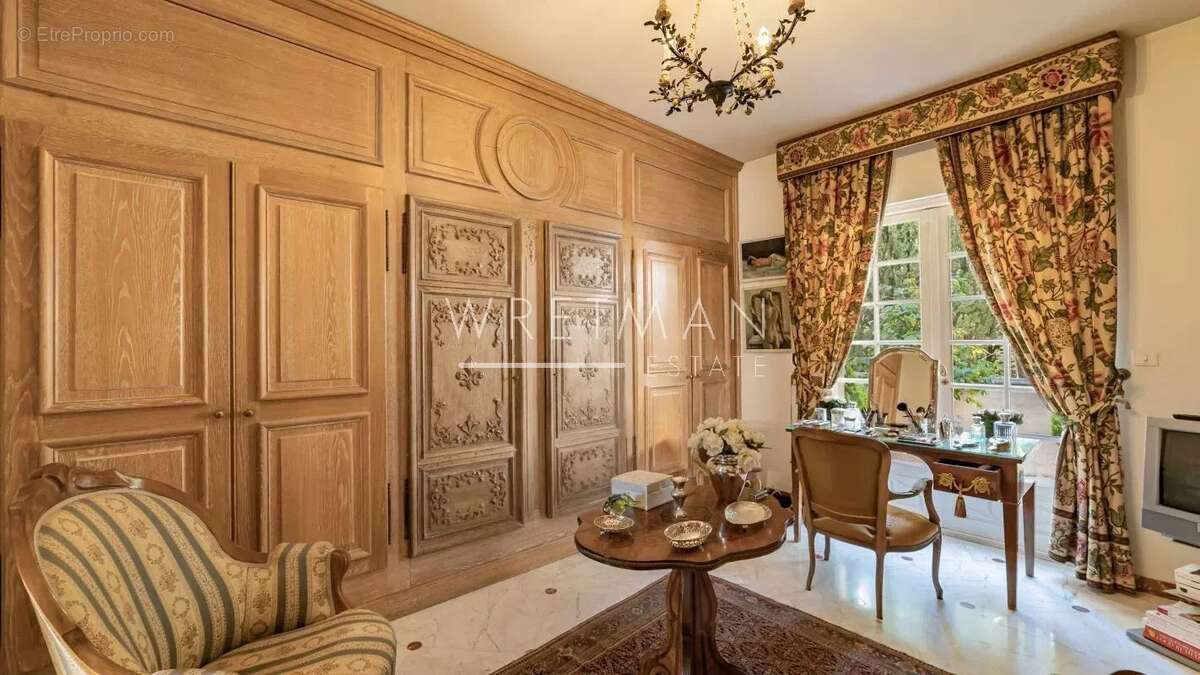 Maison à AURIBEAU-SUR-SIAGNE