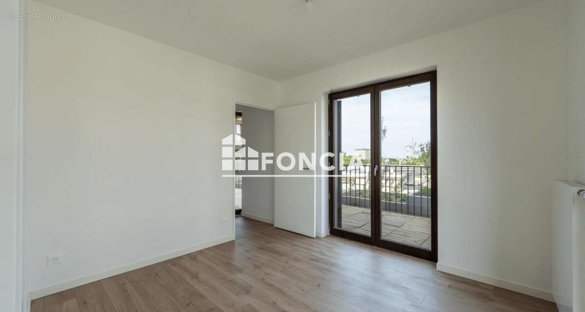 4 pièces avec terrasse et parking en sous-sol - photo 9
