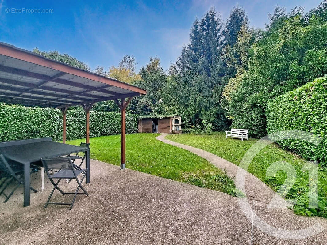 Maison à LONGUEVILLE