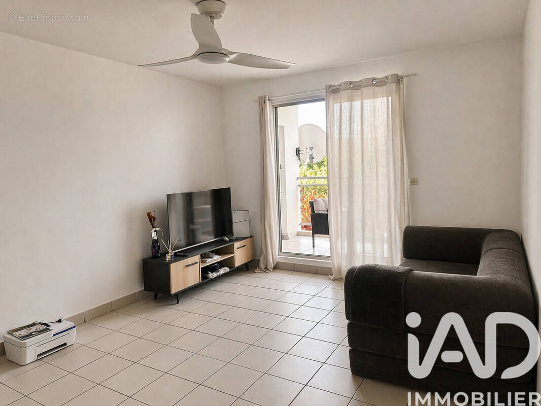 Photo 1 - Appartement à SAINT-DENIS