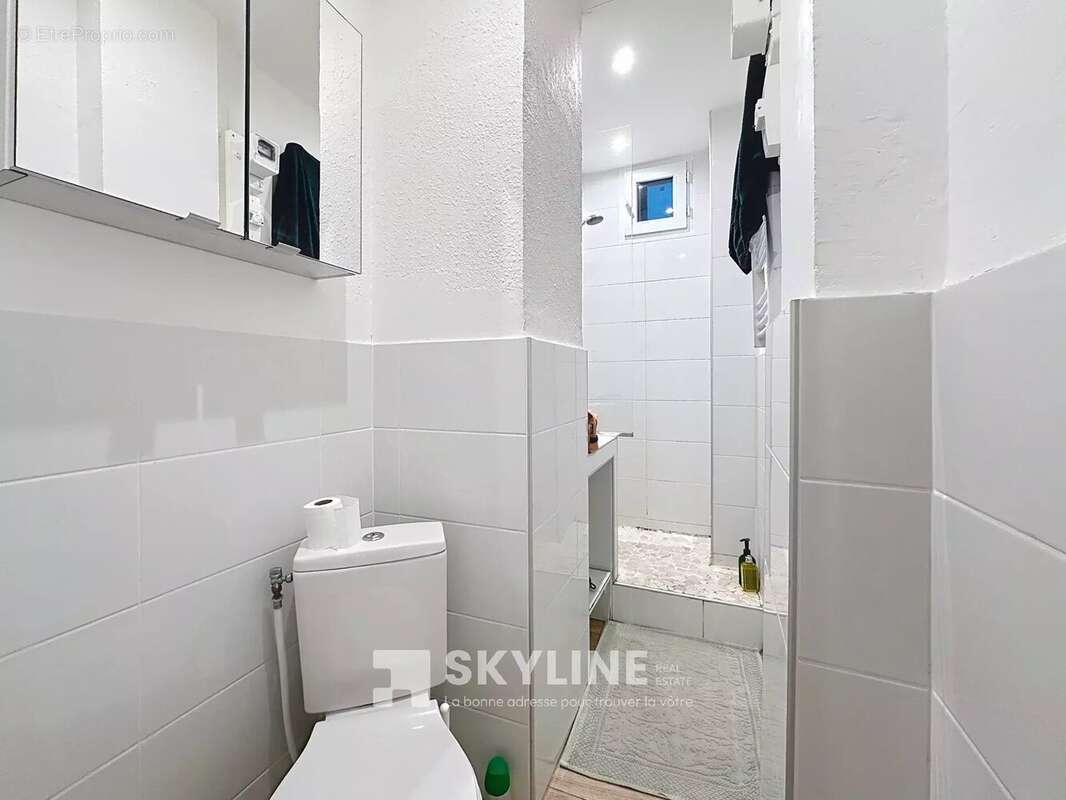 Appartement à MARSEILLE-7E