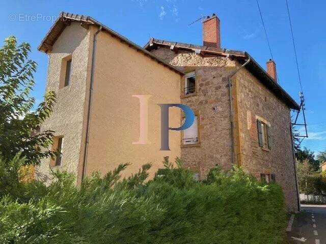 Appartement à CHAUFFAILLES