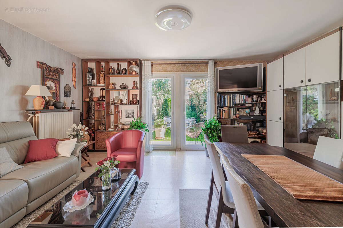 Maison à SAINT-ORENS-DE-GAMEVILLE