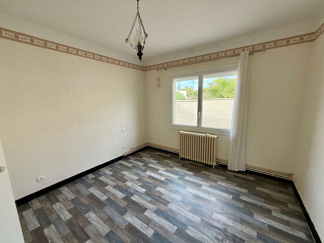 Maison à VILLETELLE