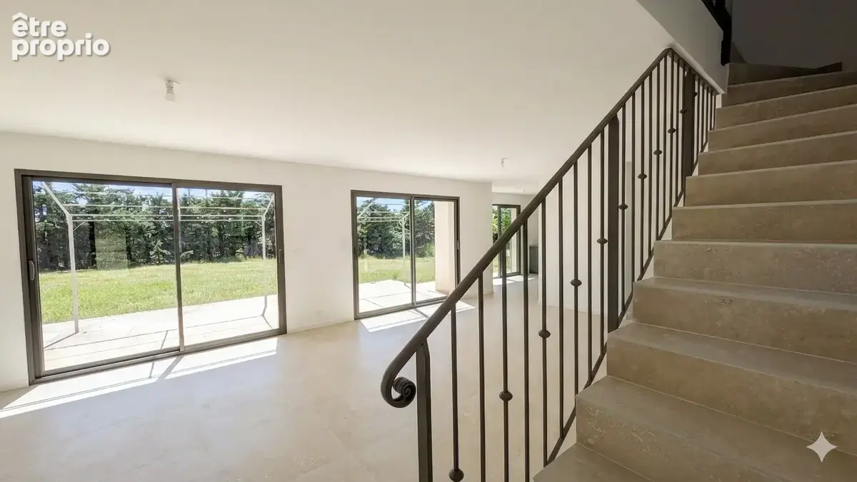 Villa neuve LOURMARIN sur grand terrain - photo 9