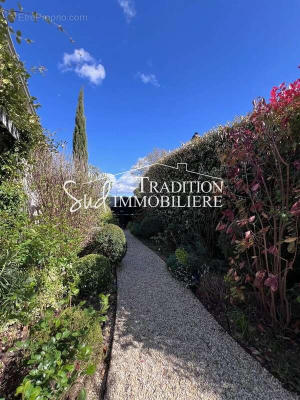 Maison à MAUSSANE-LES-ALPILLES