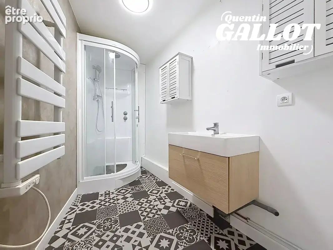 Maison 2 chambres + cour - photo 7