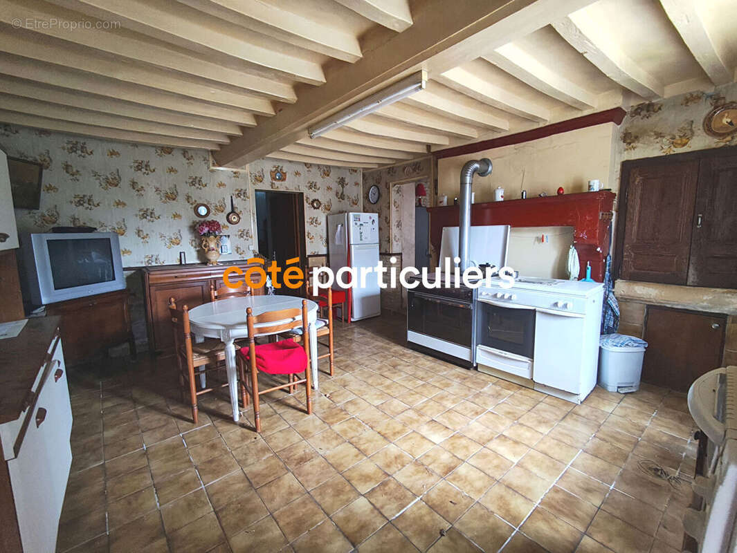 Maison à MEZIDON-CANON