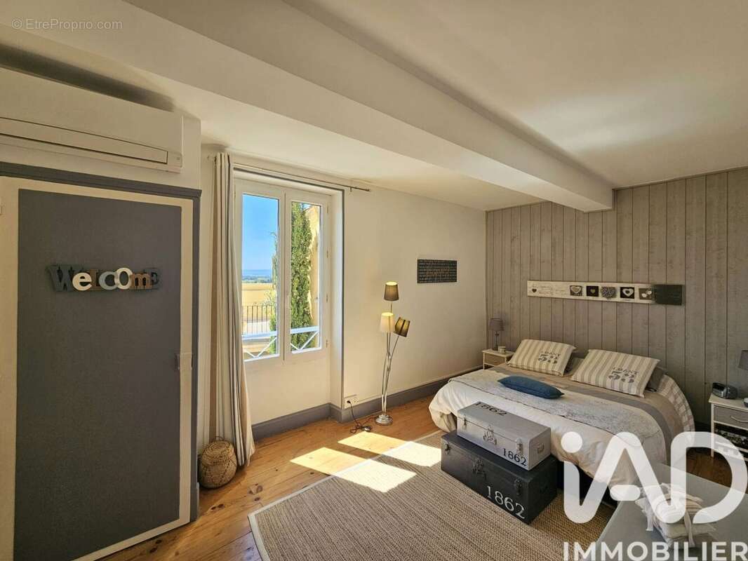 Maison 150 m² à Les Granges-Gontardes  - photo 8