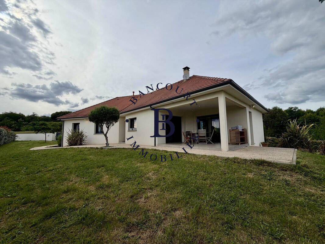 Maison à SAINT-MEXANT