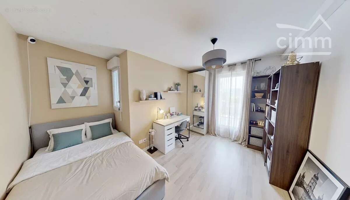 Appartement à VAULX-EN-VELIN