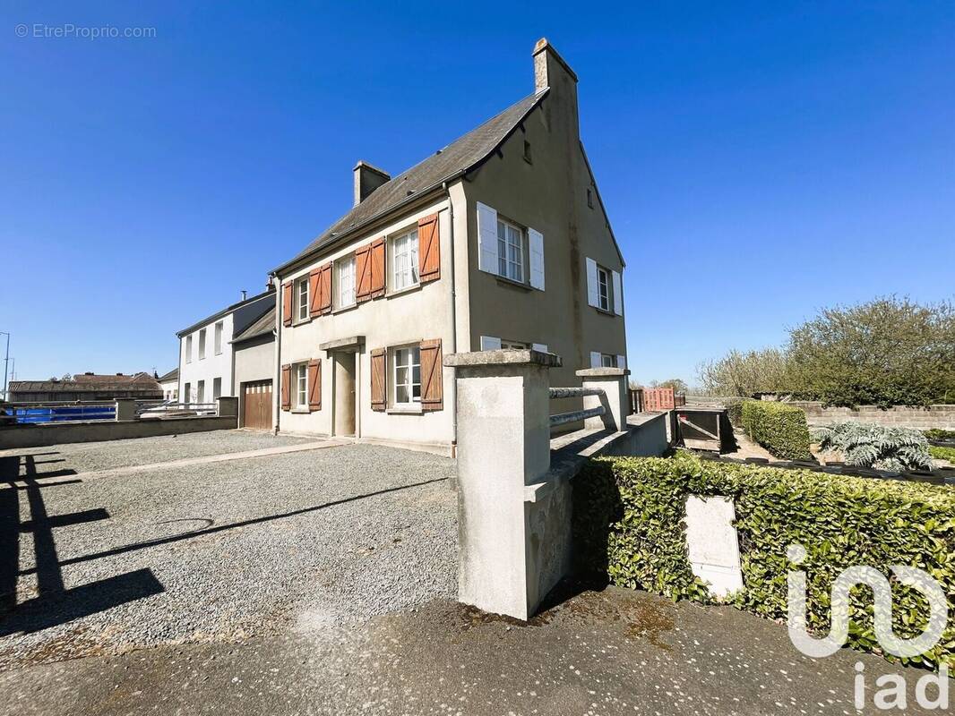 Photo 1 - Maison à SAINT-FROMOND