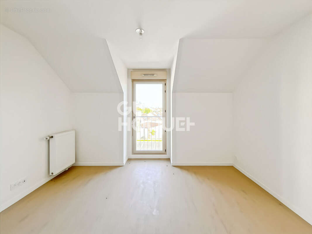 Appartement à FONTENAY-TRESIGNY