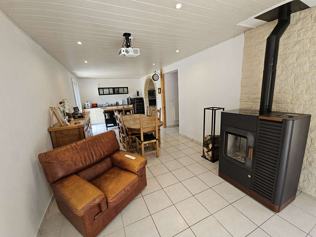 Maison Amancey 5 pièce(s) 120 m2 - photo 8