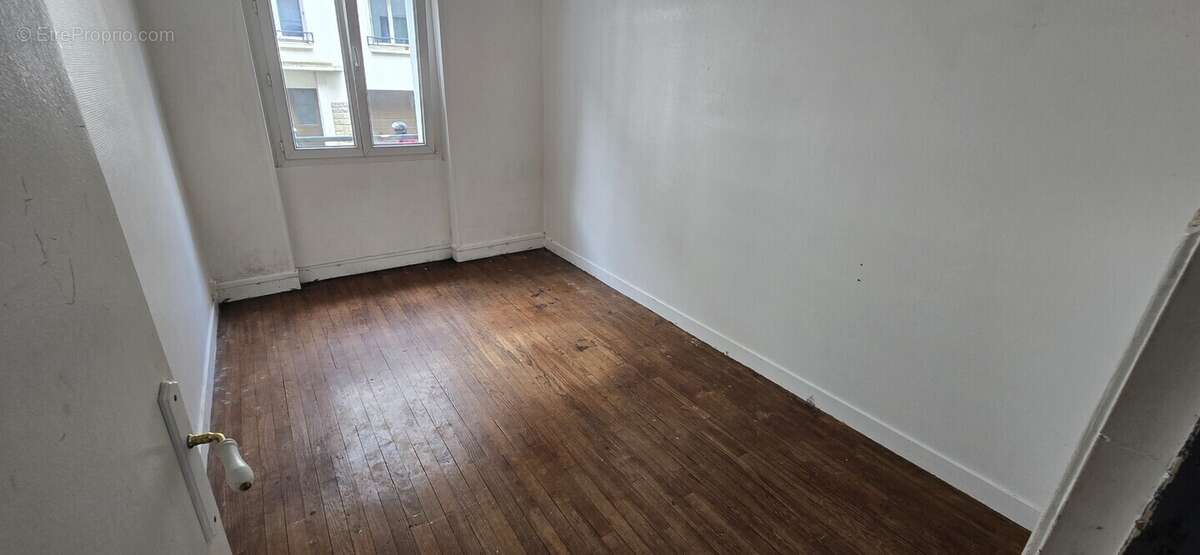 67 m² à l'Arsenal : Un potentiel immense à transformer selon vos envie - photo 5