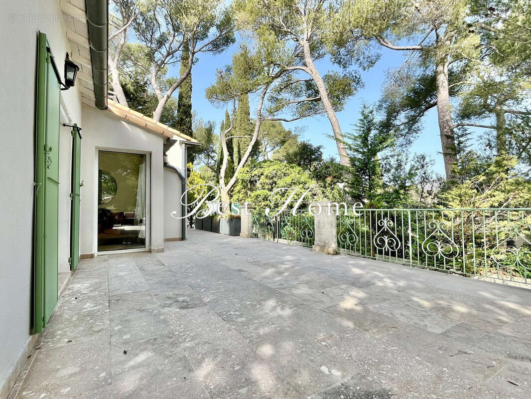 Maison à NIMES