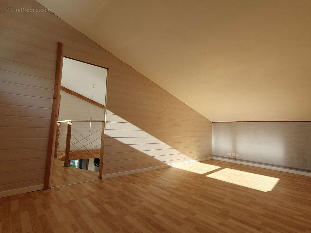 Maison à SAINT-DENIS-DU-PAYRE