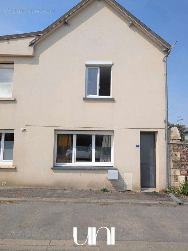 Maison à MAY-SUR-ORNE