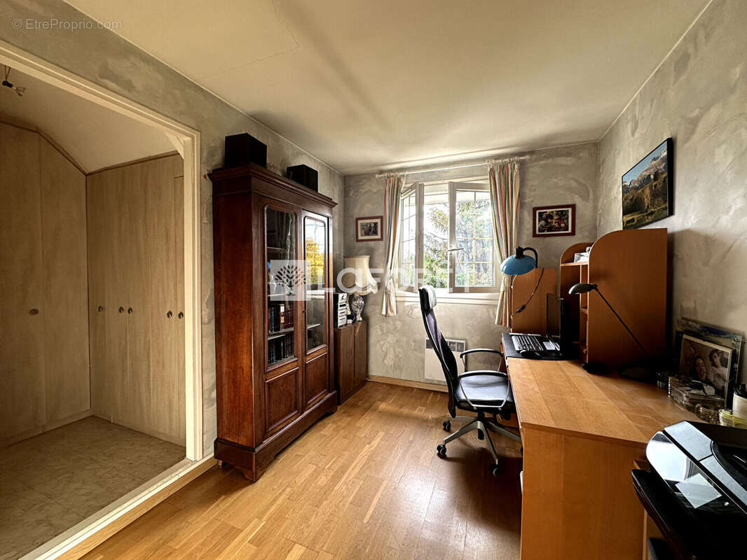 Maison à VIRY-CHATILLON