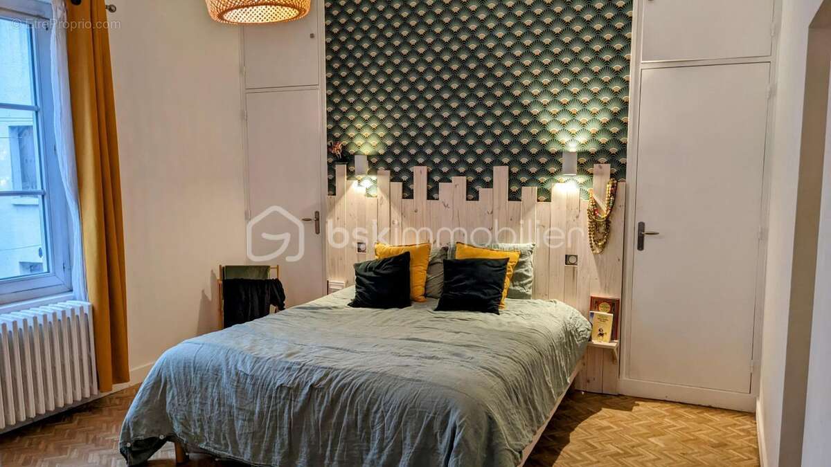 Maison à SAINTE-MAURE-DE-TOURAINE