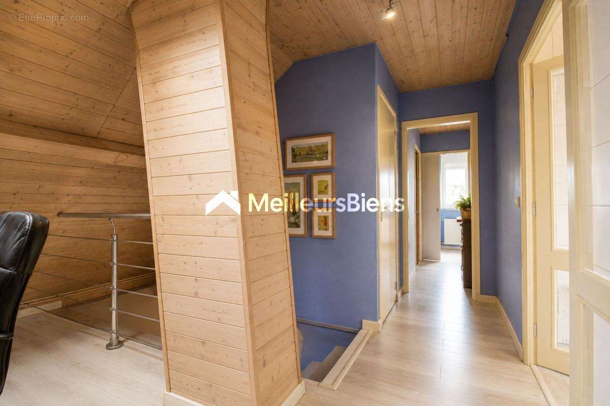 Maison familiale 5 chambres 152 m² avec sous-sol complet à Le Thuit de l'Oison - photo 11