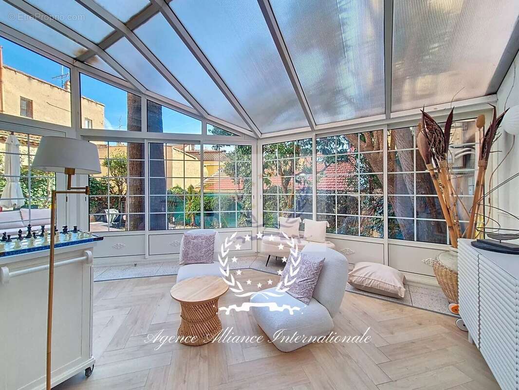 Appartement à CANNES