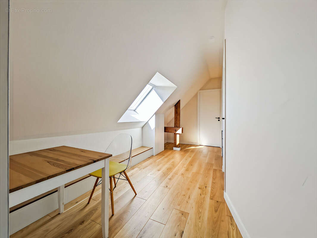 Maison à BAGUER-MORVAN