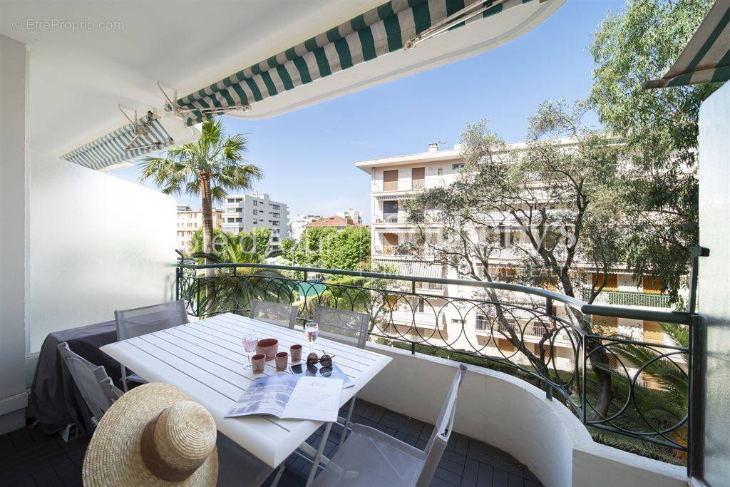 Appartement à CANNES