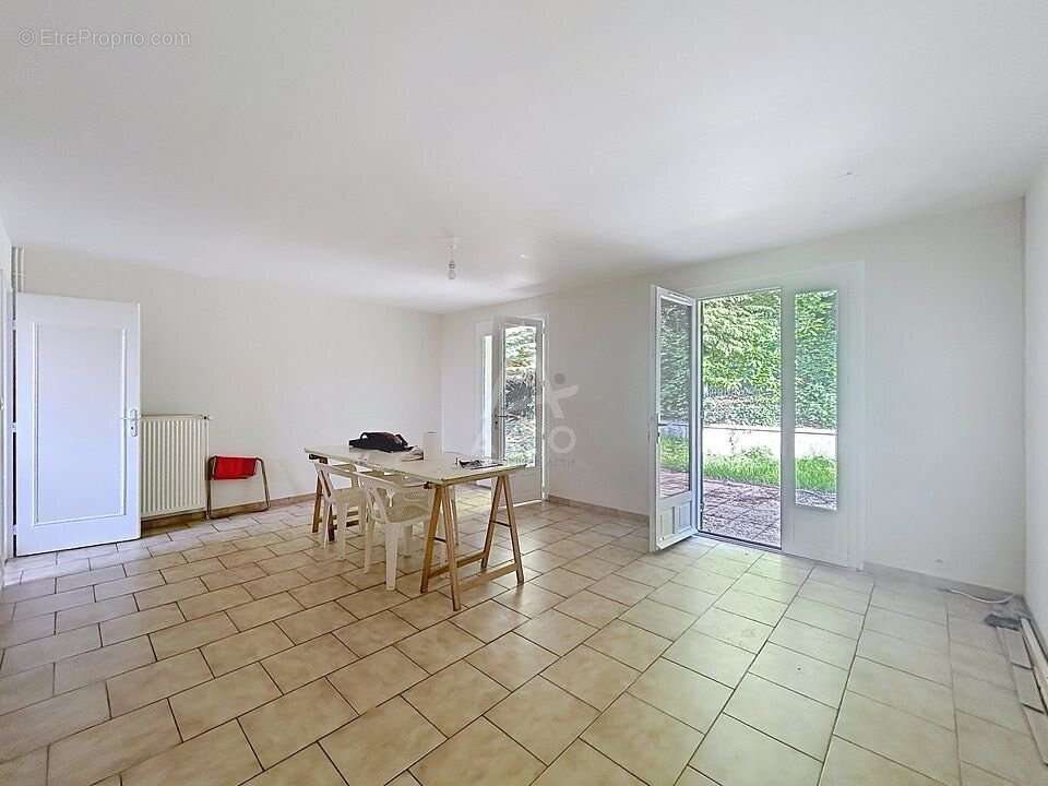 Au cur du Perche, pavillon familial avec bois privé et vue campagne - photo 3