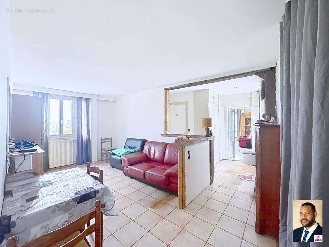 Appartement à IVRY-SUR-SEINE