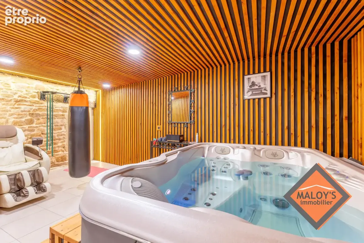 Maison de village de caractère   140 m2   3 chambres   Spa   Charnay - photo 15