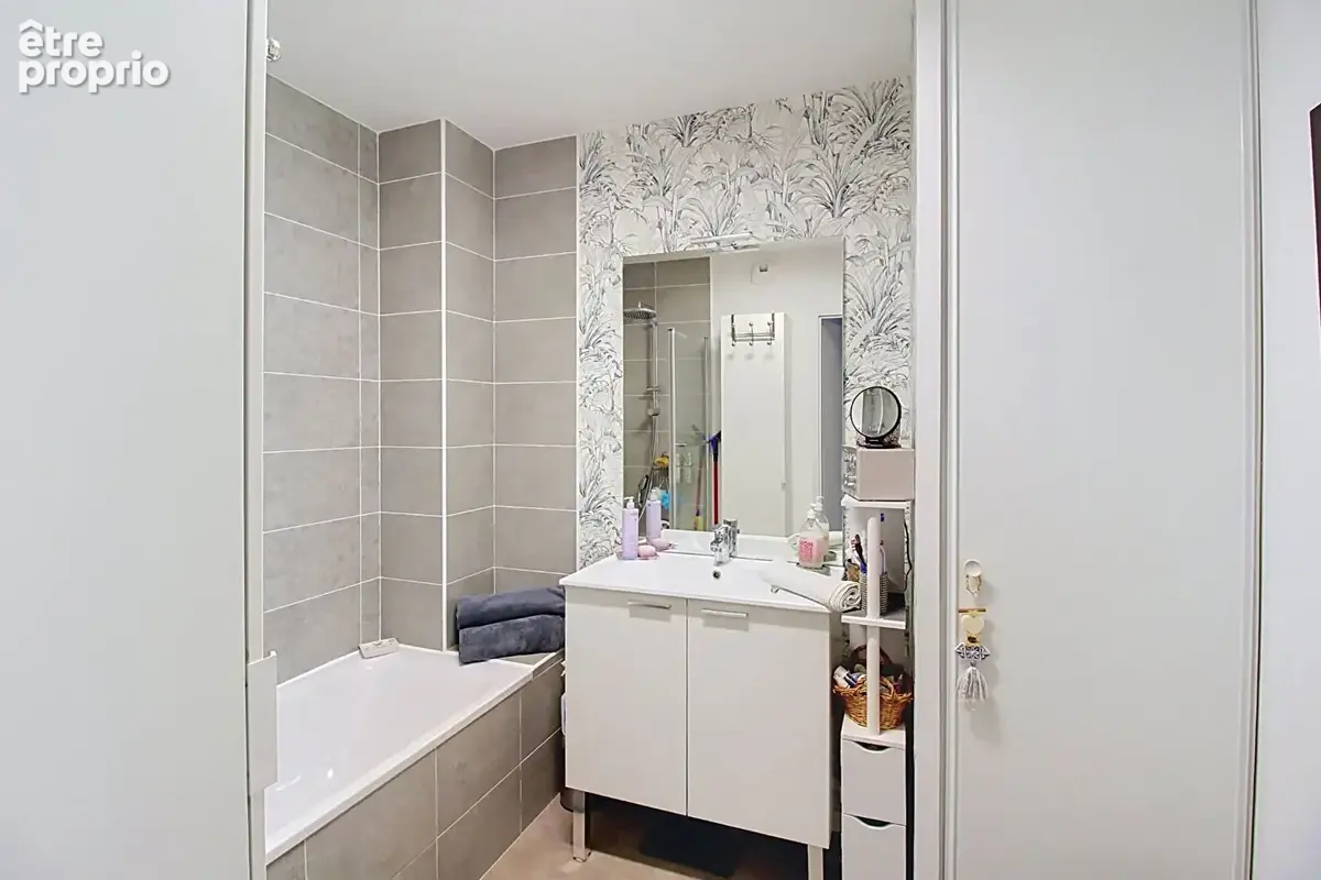 En exclusivité !! Appartement à LORGUES de type T3 de 67 m2 / 2 terrasses / piscine dans résidence sécurisée! - photo 20