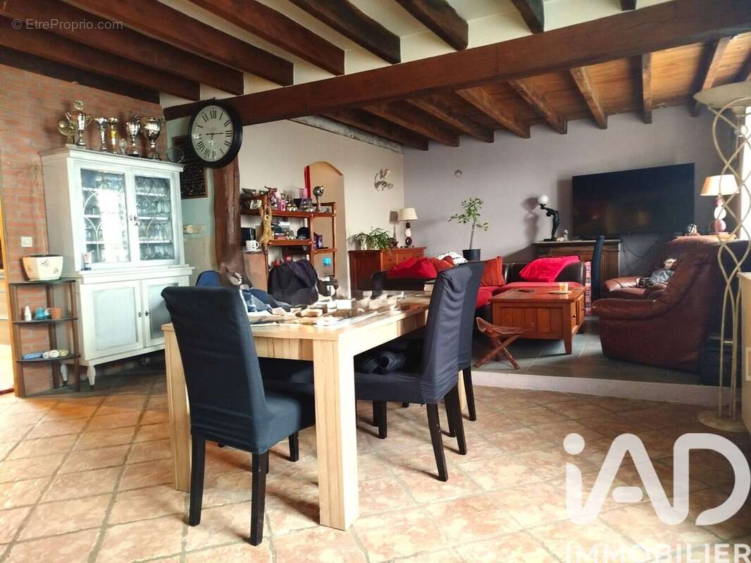 Maison 169 m² à Charsonville  - photo 8