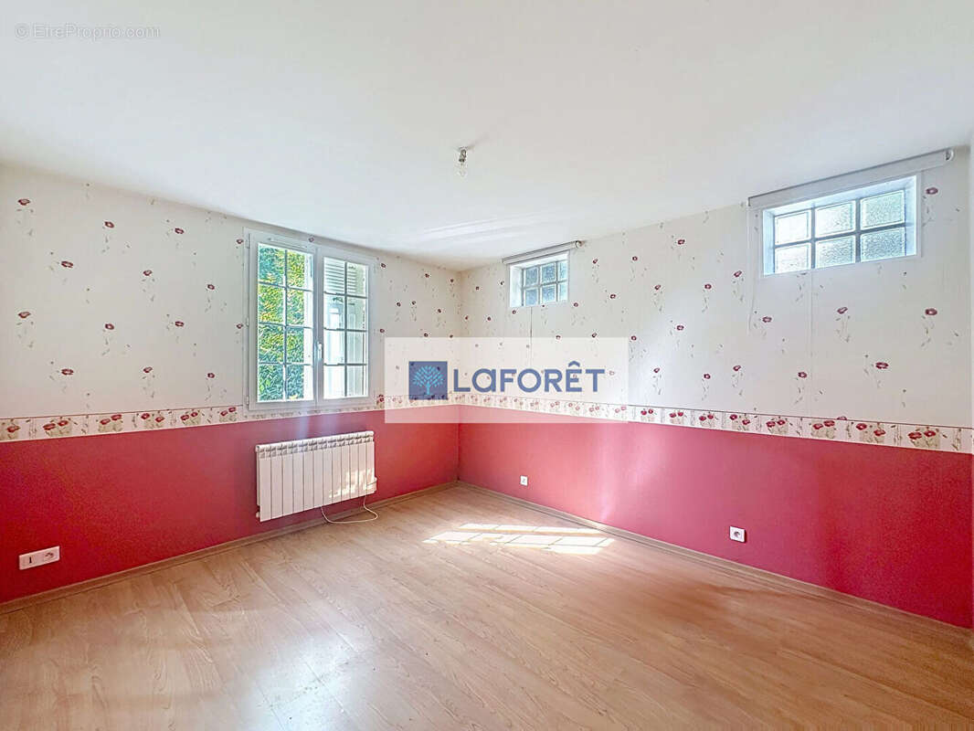 Maison à SARTROUVILLE