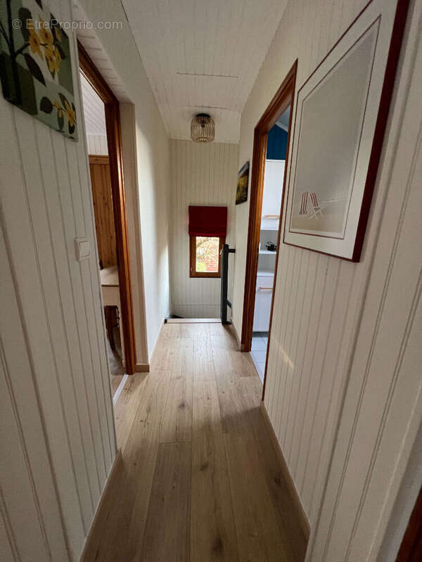 Maison à LACHAPELLE-AUZAC