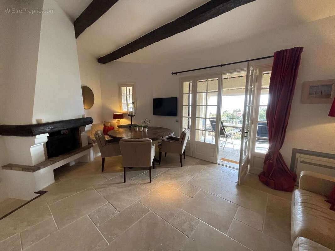 Appartement à THEOULE-SUR-MER