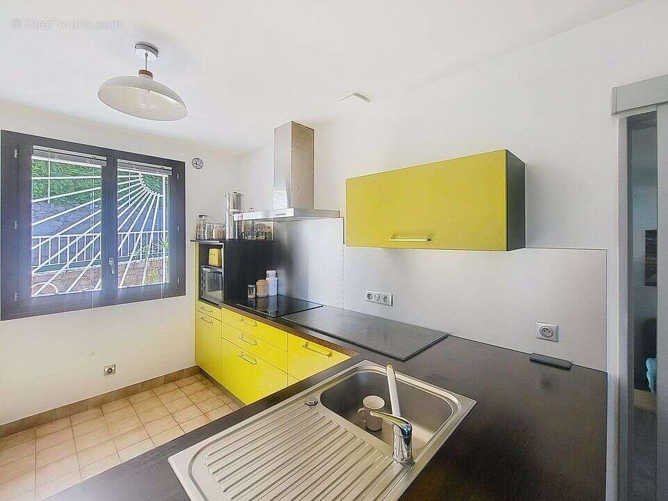 Maison à DESAIGNES