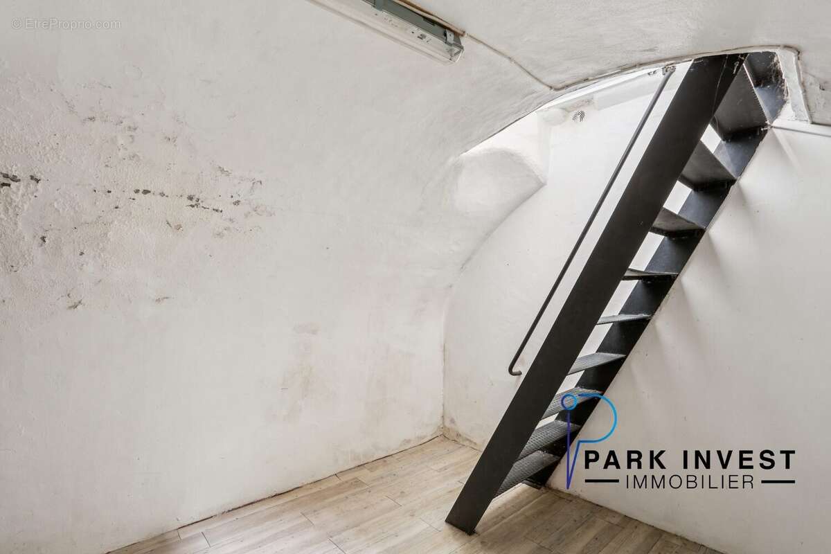 Appartement à CHARENTON-LE-PONT