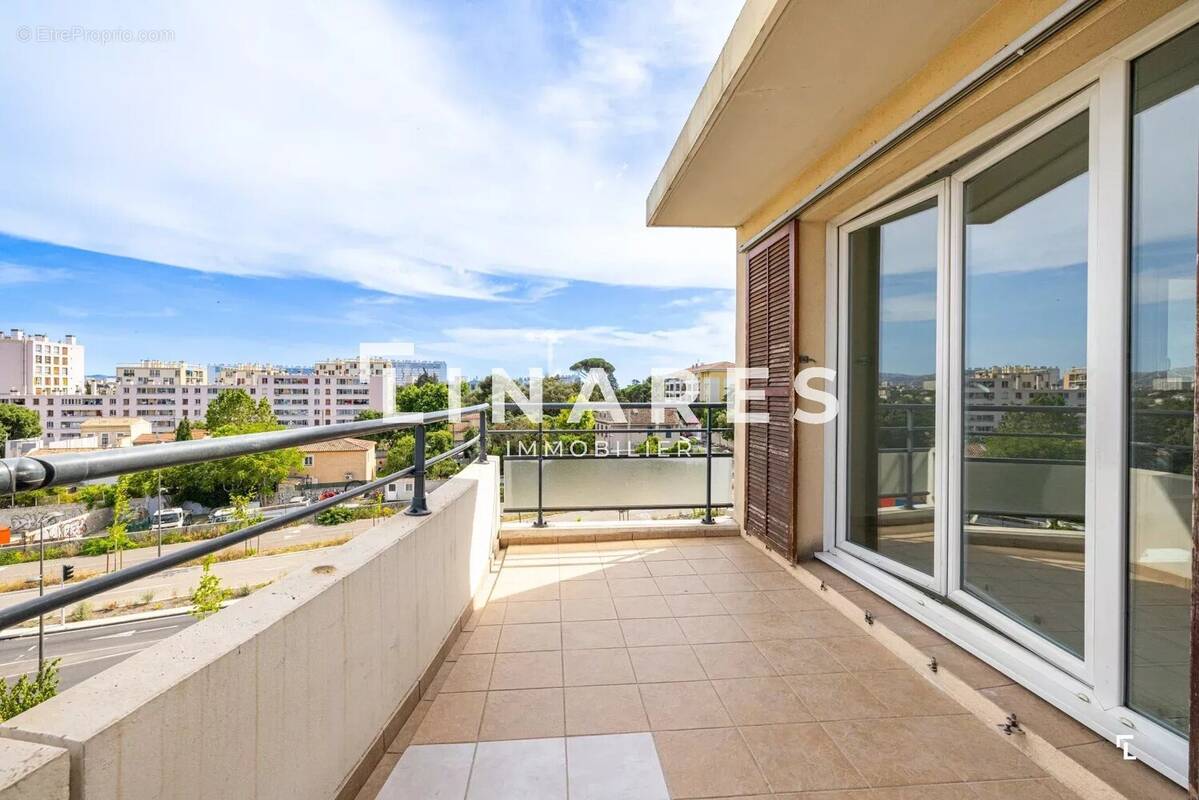 Appartement à MARSEILLE-14E
