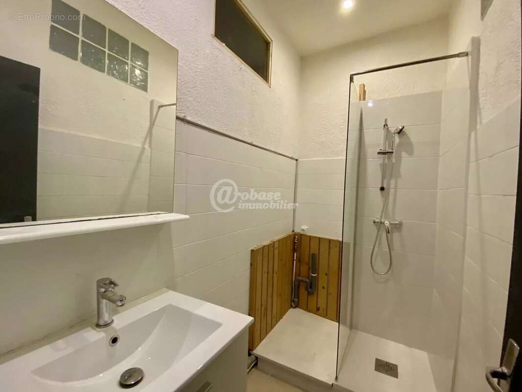 Appartement à MARSEILLE-6E