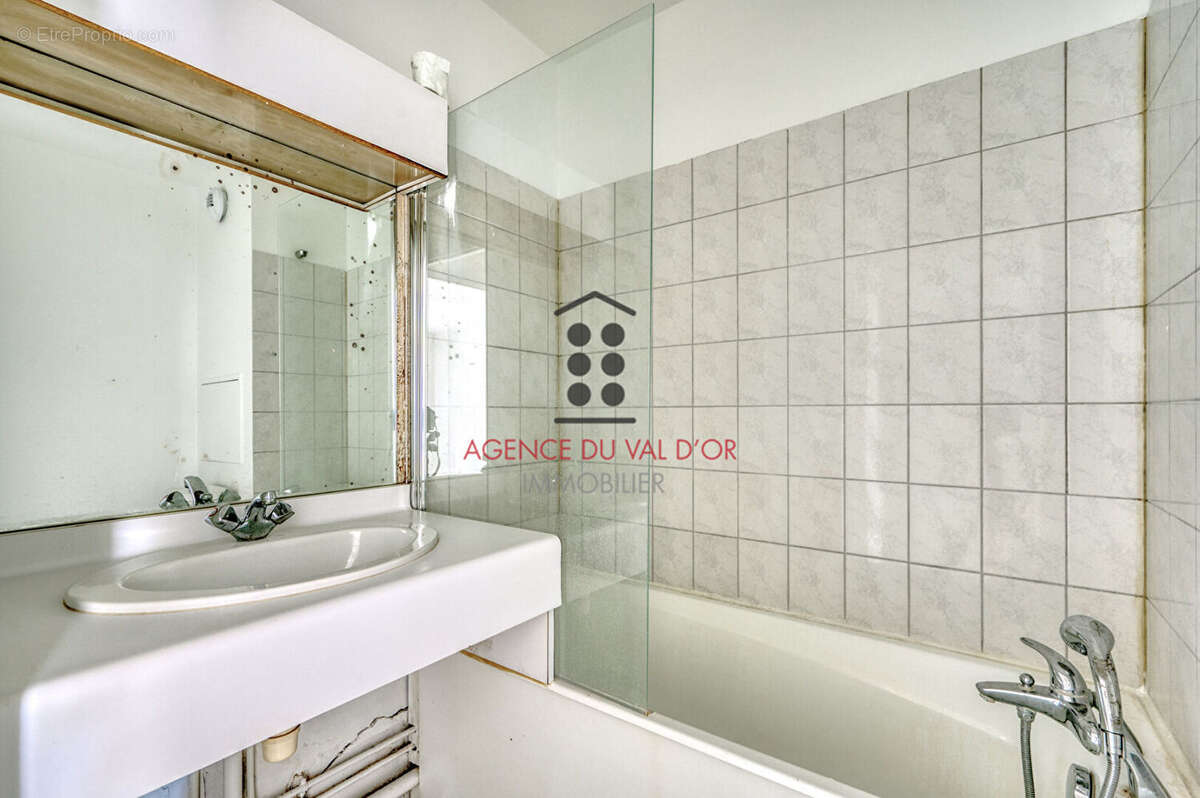 Appartement à SURESNES