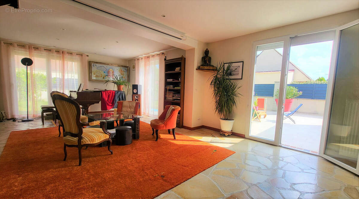 Maison à CHAILLY-EN-BIERE