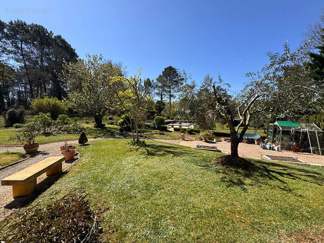 Maison à CHANCELADE