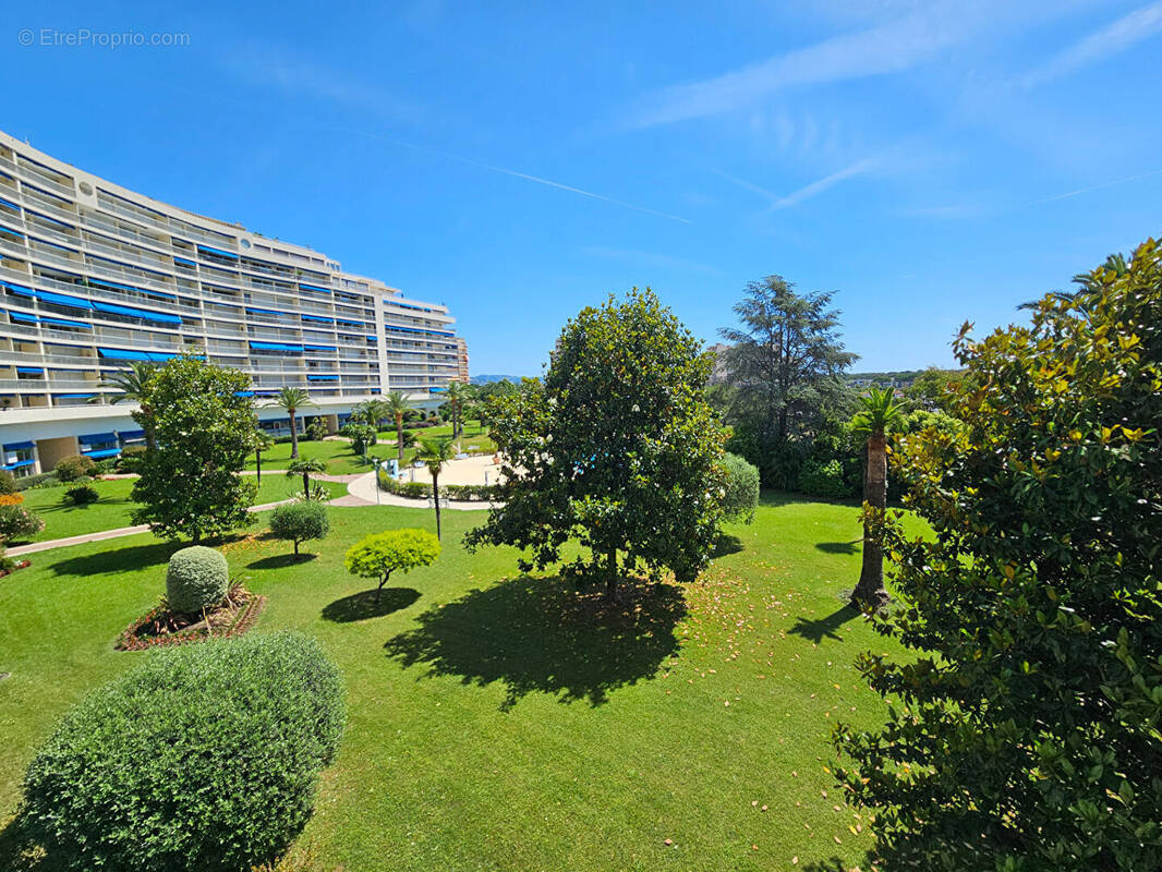 Appartement à MANDELIEU-LA-NAPOULE