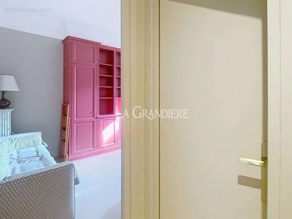 Paris 16 - Auteuil - RDC - Studio - 22 m2 - photo 5
